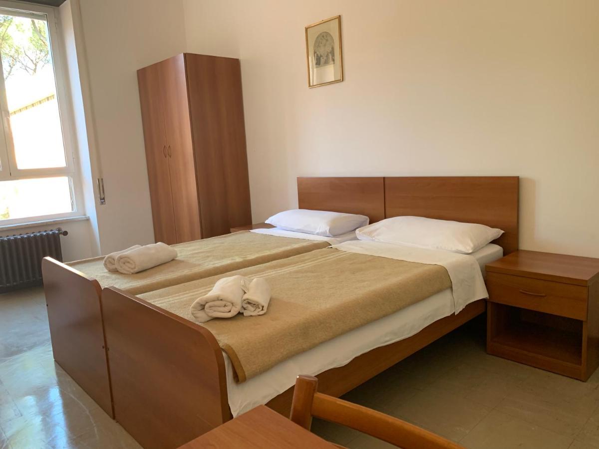 Casa Per Ferie Jpii Dom Polski Rome Luaran gambar